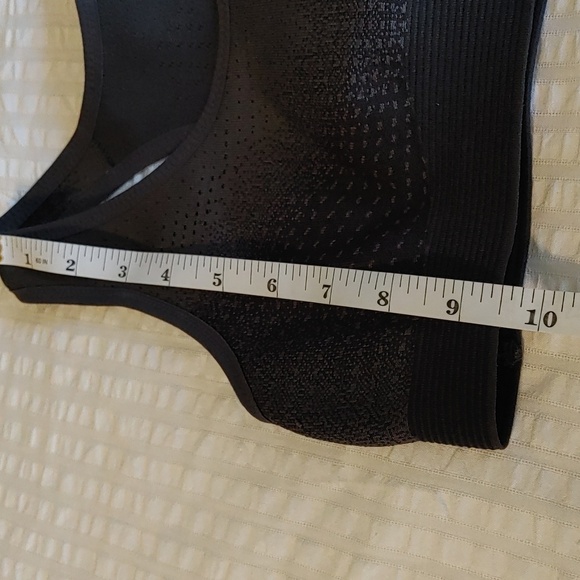 NWT Nike Swoosh Girls Youth Sports Top Medium - Picture 6 of 15